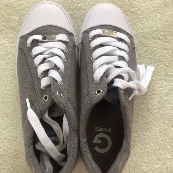 guess grey shoes
